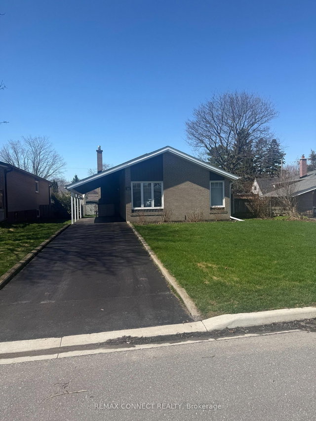856 Chapleau Drive