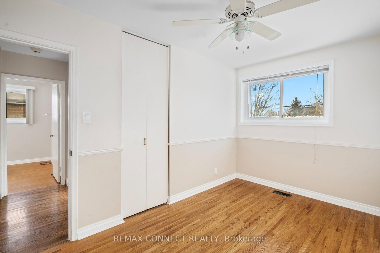 Detached House for sale at 856 Chapleau Drive, Pickering, Ontario, L1W 1P4 - Bay Ridges - MLS: E13013274