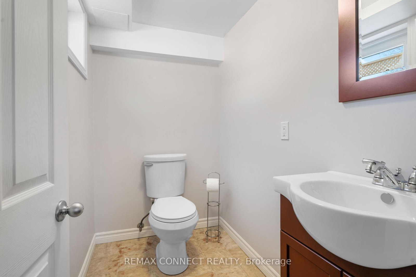 Detached House for sale at 856 Chapleau Drive, Pickering, Ontario, L1W 1P4 - Bay Ridges - MLS: E13013274