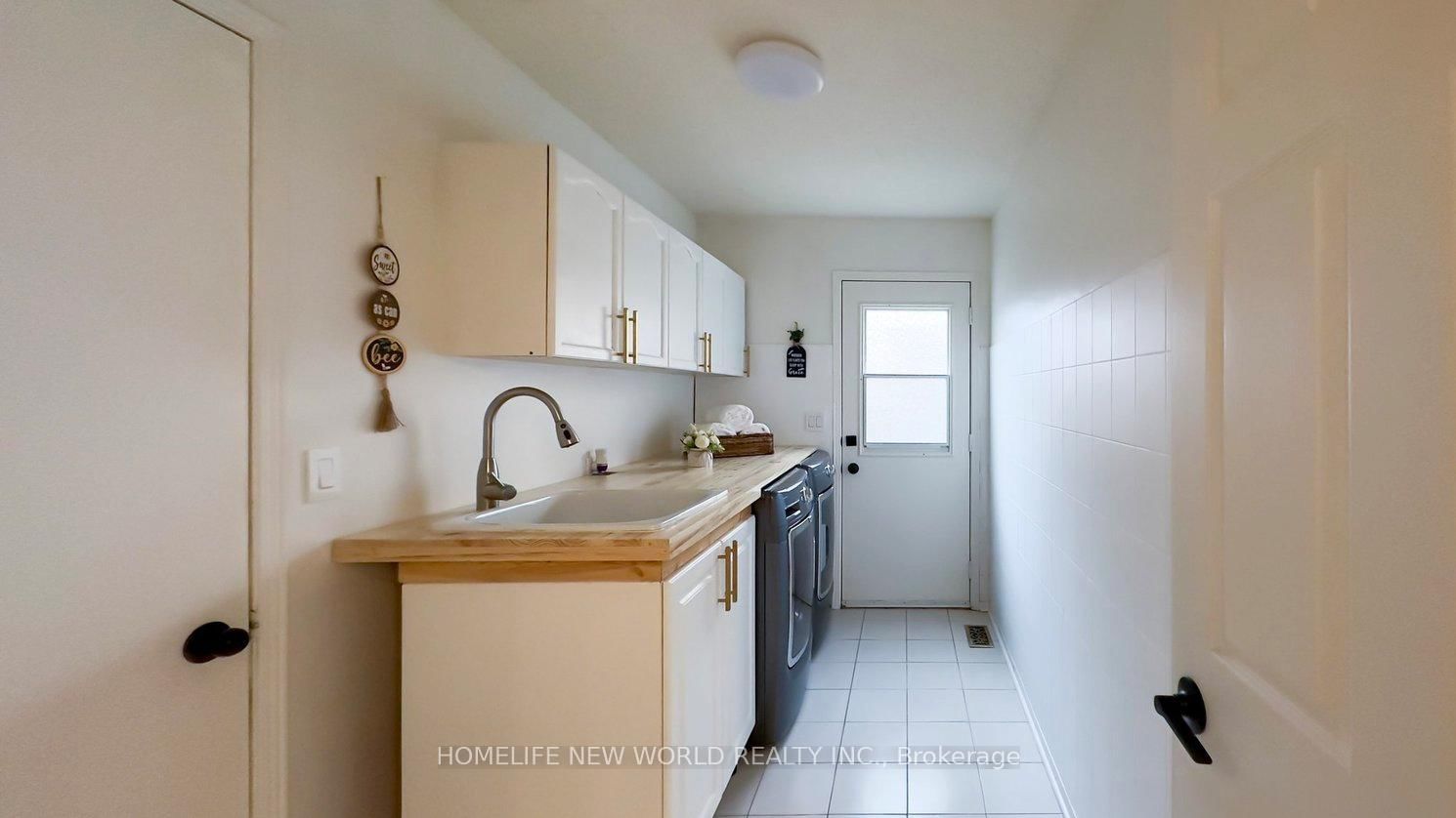 35 Chipperfield Cres, Whitby, view 12