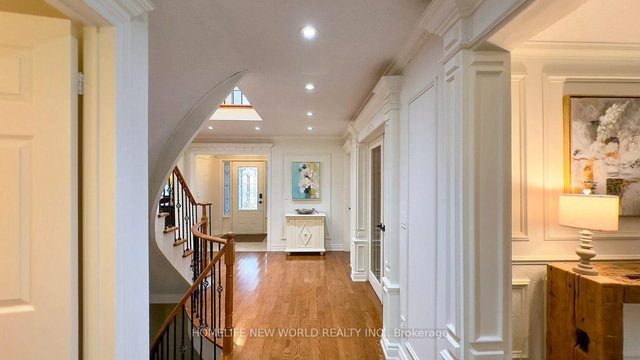 35 Chipperfield Crescent