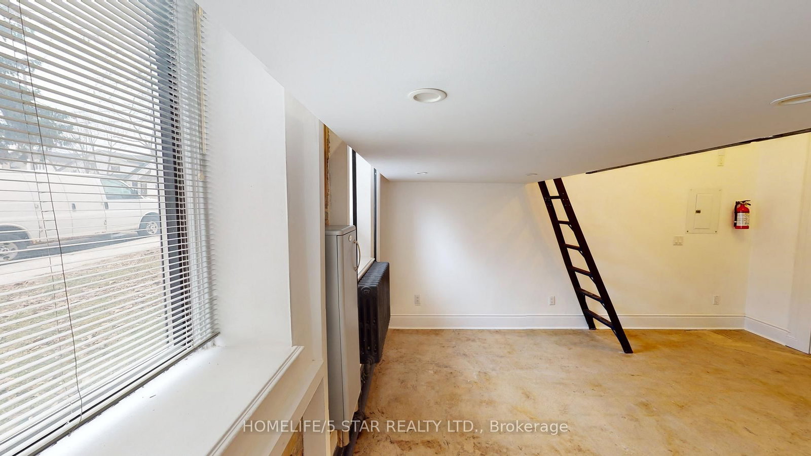 1152 Gerrard Street E, Unit 203 - Photo 10