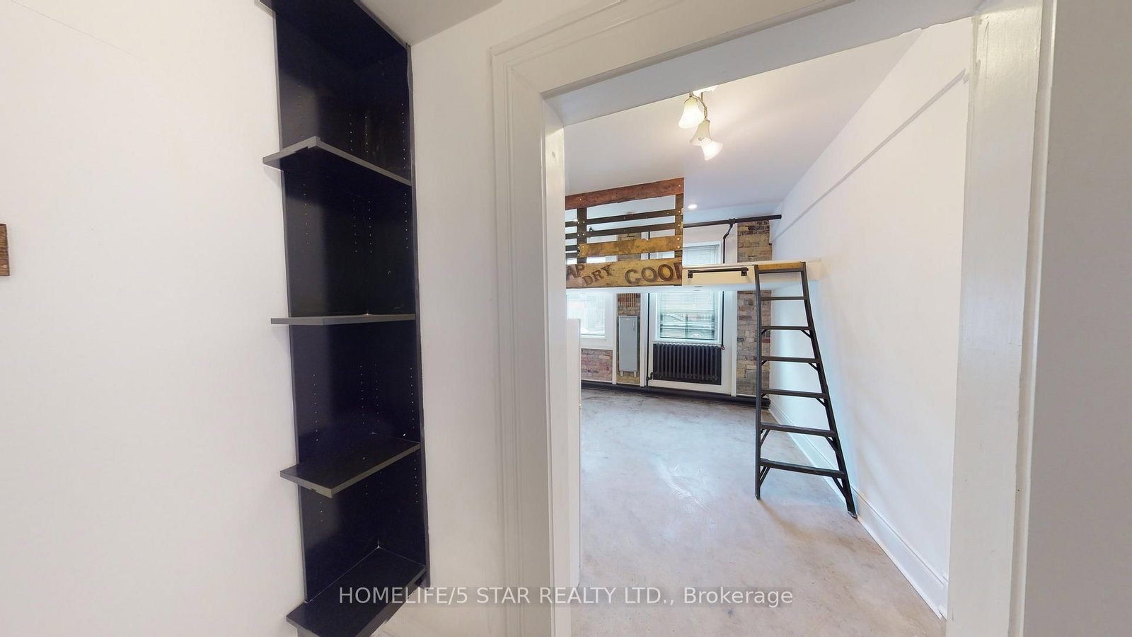 1152 Gerrard Street E, Unit 203 - Photo 2