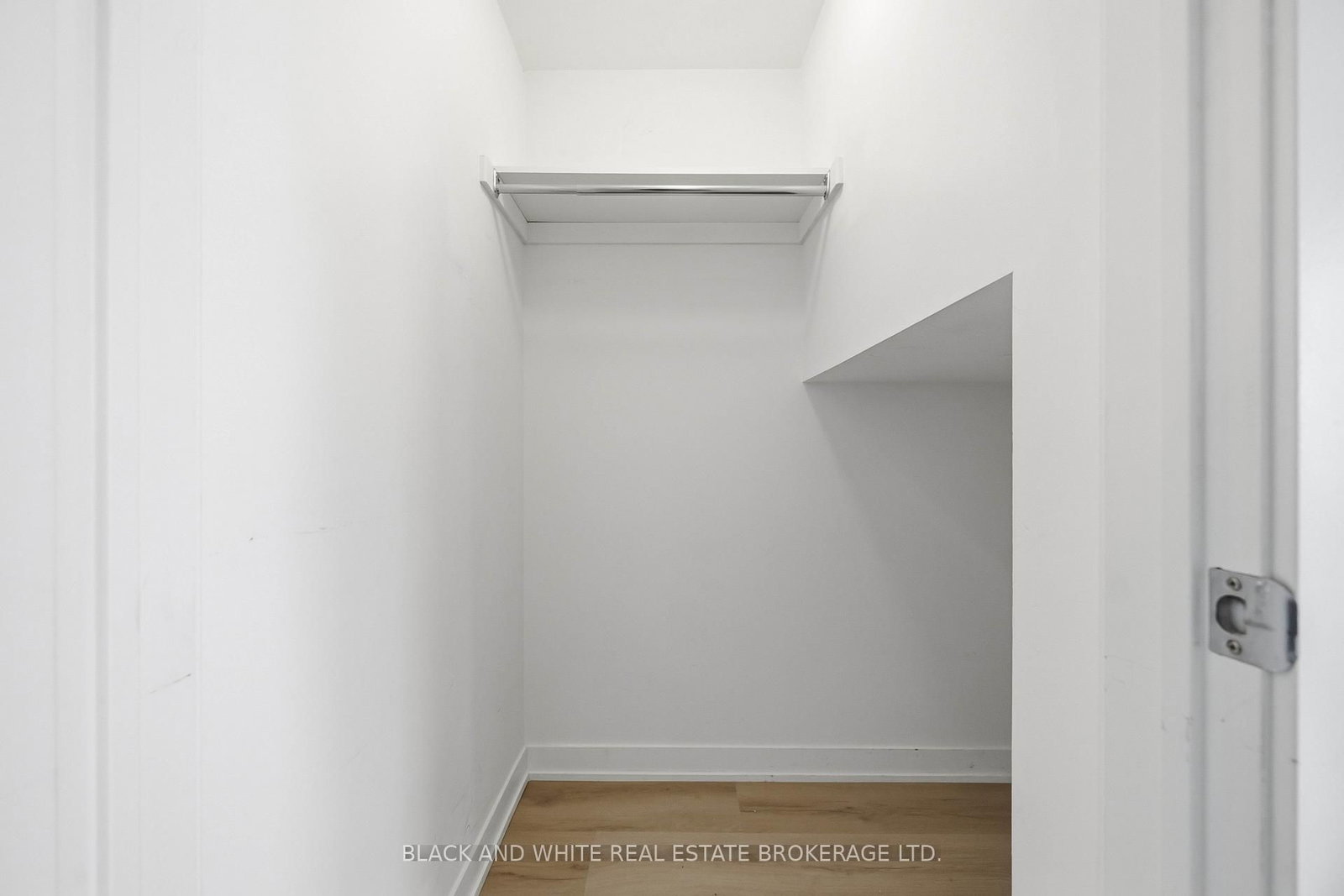 1525 Kingston Road, Unit 505 - Photo 22