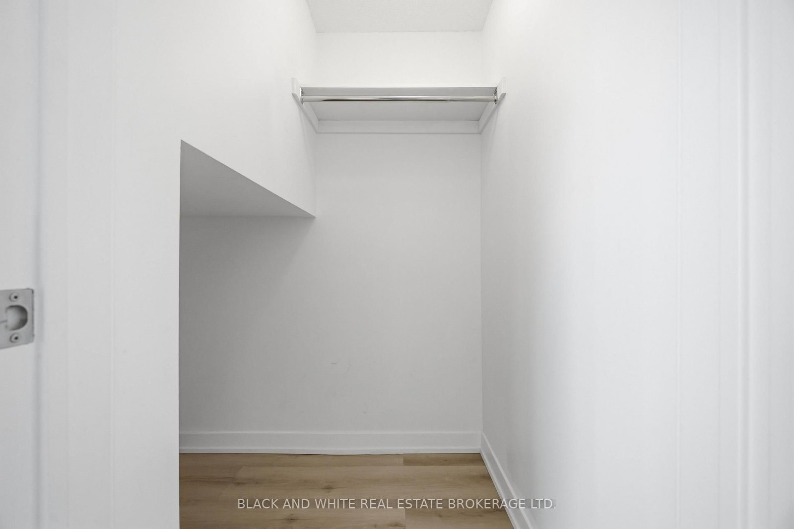 1525 Kingston Road, Unit 505 - Photo 24