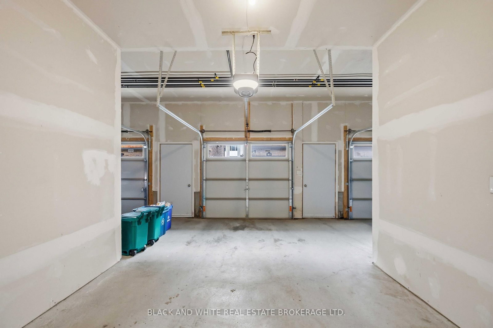 1525 Kingston Road, Unit 505 - Photo 28