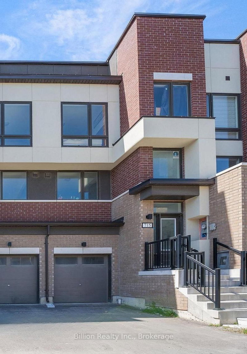 home for lease on 715 Heathrow Path