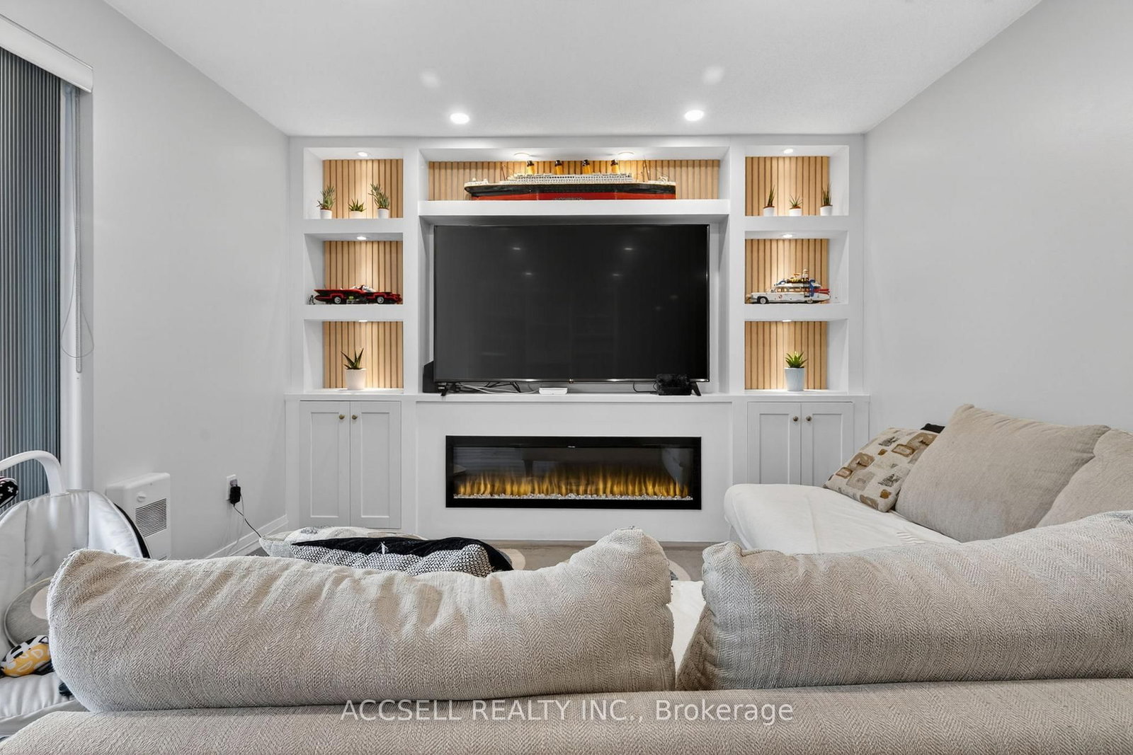 Townhouse for sale at 159-50 Scarborough Golf Club Road, Toronto, Ontario, M1M 3T5 - Scarborough Village - MLS: E13014168