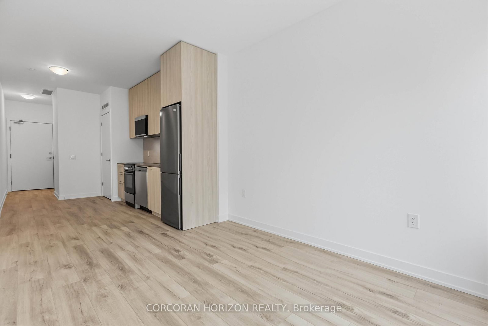 7437 Kingston Road, Unit 814 - Photo 10