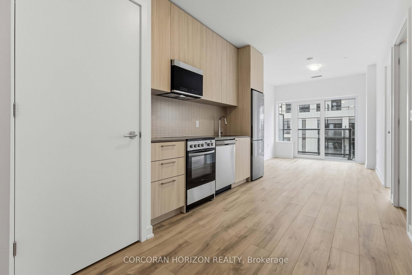 7437 Kingston Road, Unit 814 - Photo 12