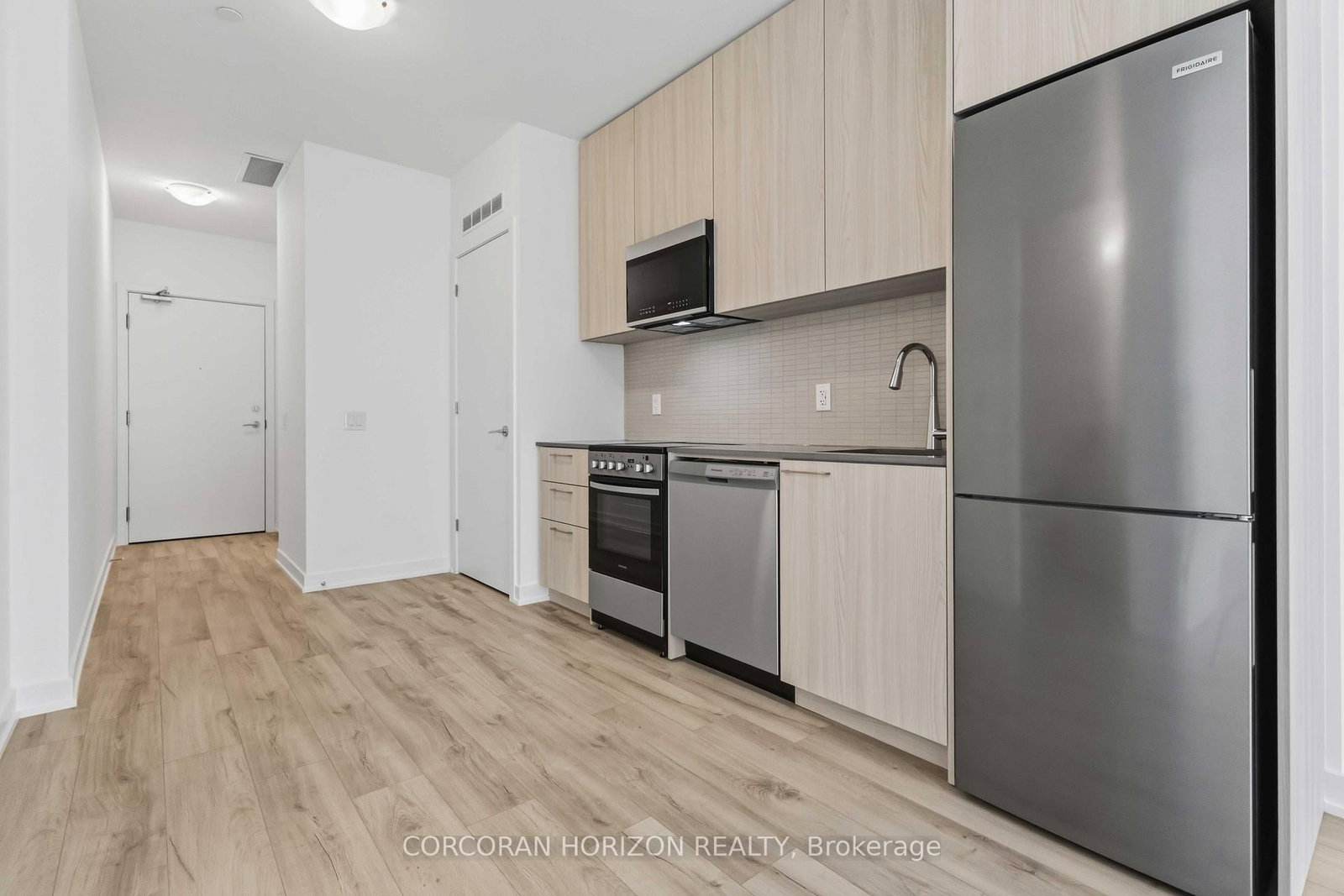 7437 Kingston Road, Unit 814 - Photo 16