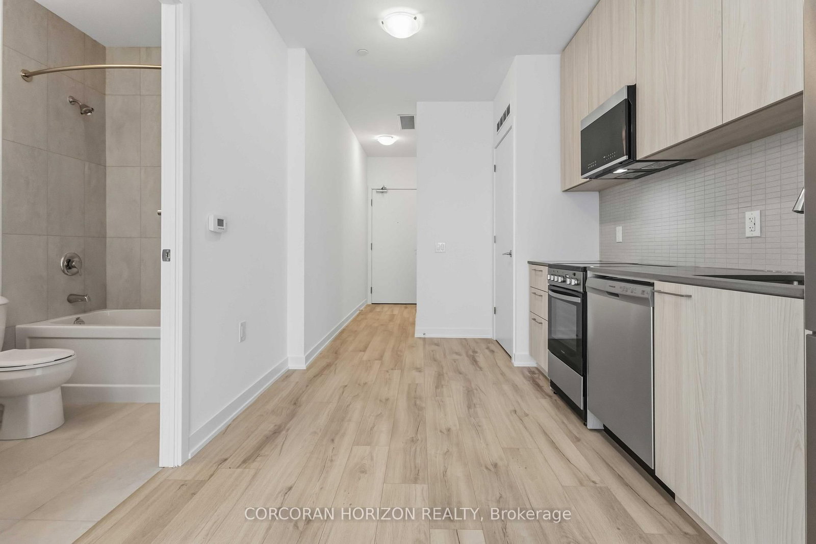 7437 Kingston Road, Unit 814 - Photo 17