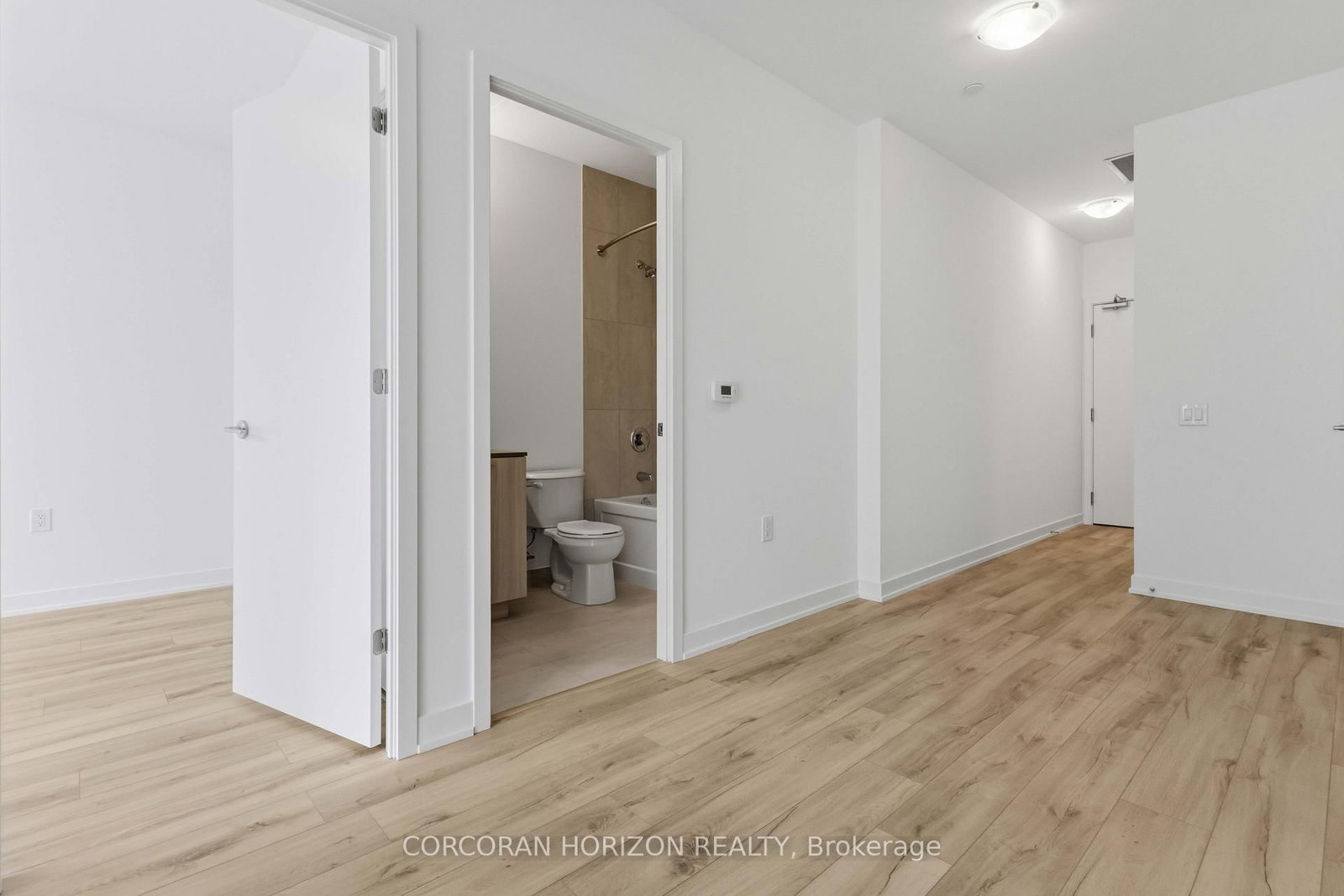 7437 Kingston Road, Unit 814 - Photo 18