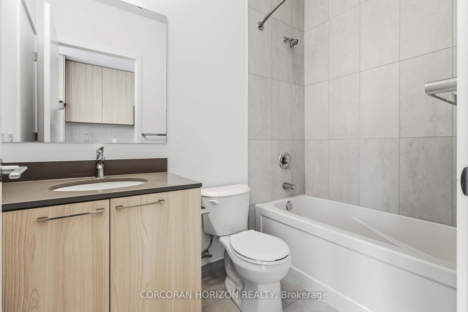 7437 Kingston Road, Unit 814 - Photo 20