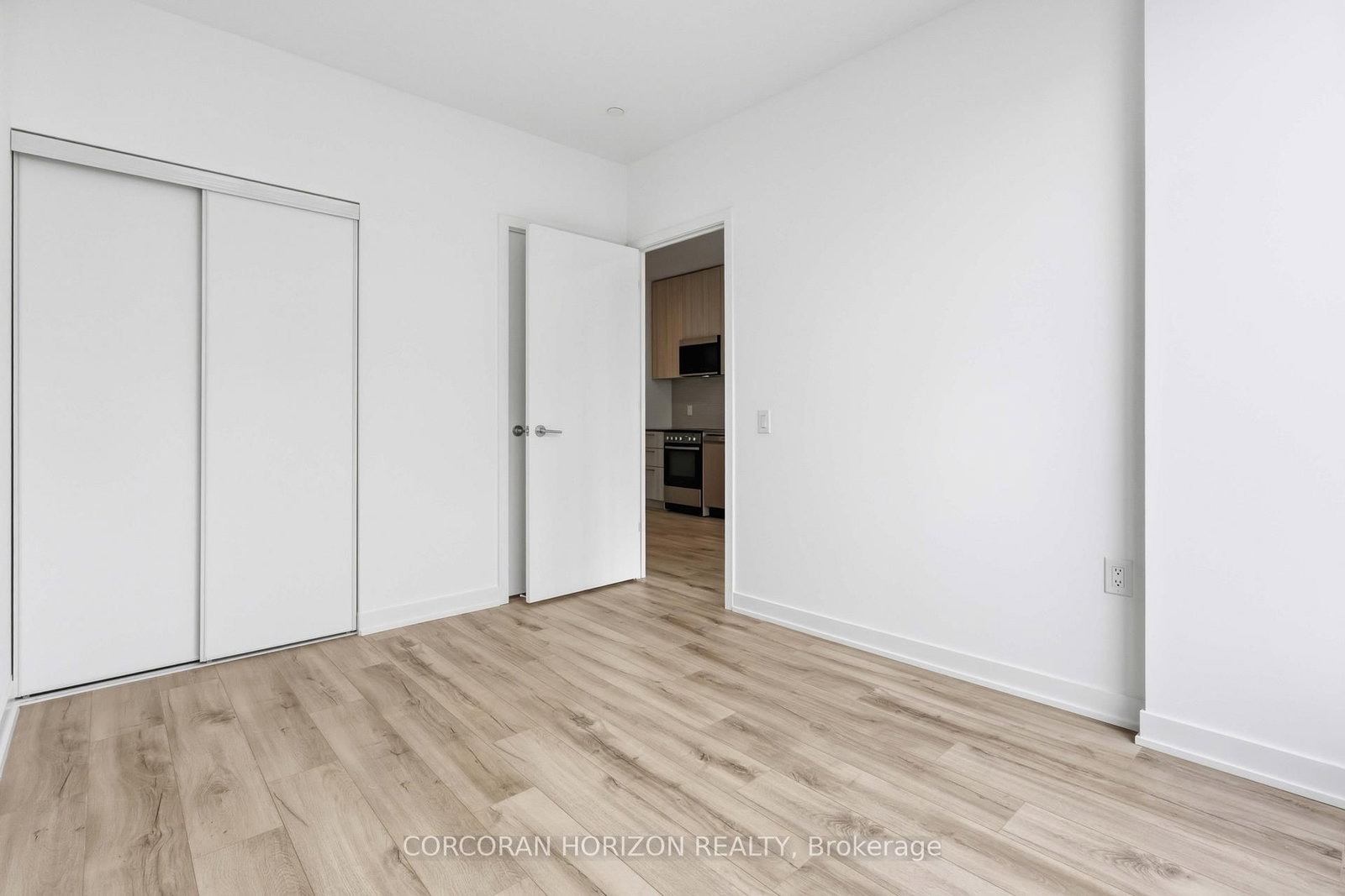 7437 Kingston Road, Unit 814 - Photo 23