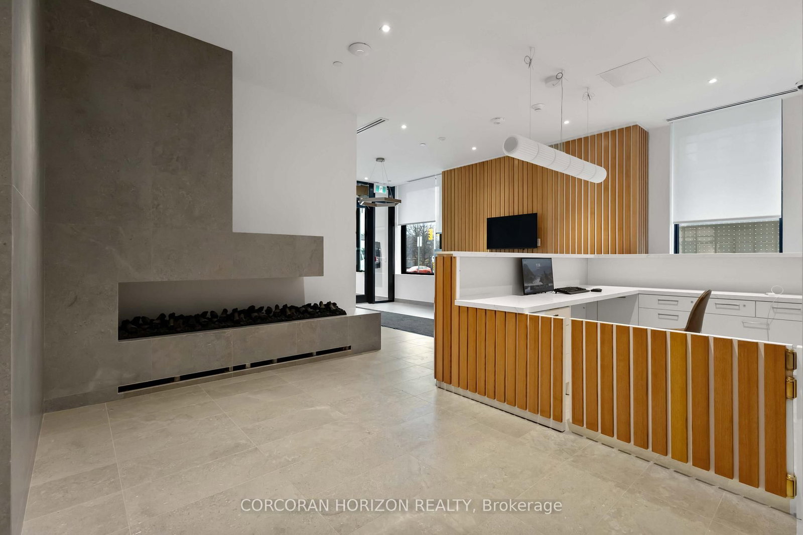 7439 Kingston Road, Unit 413 - Photo 23