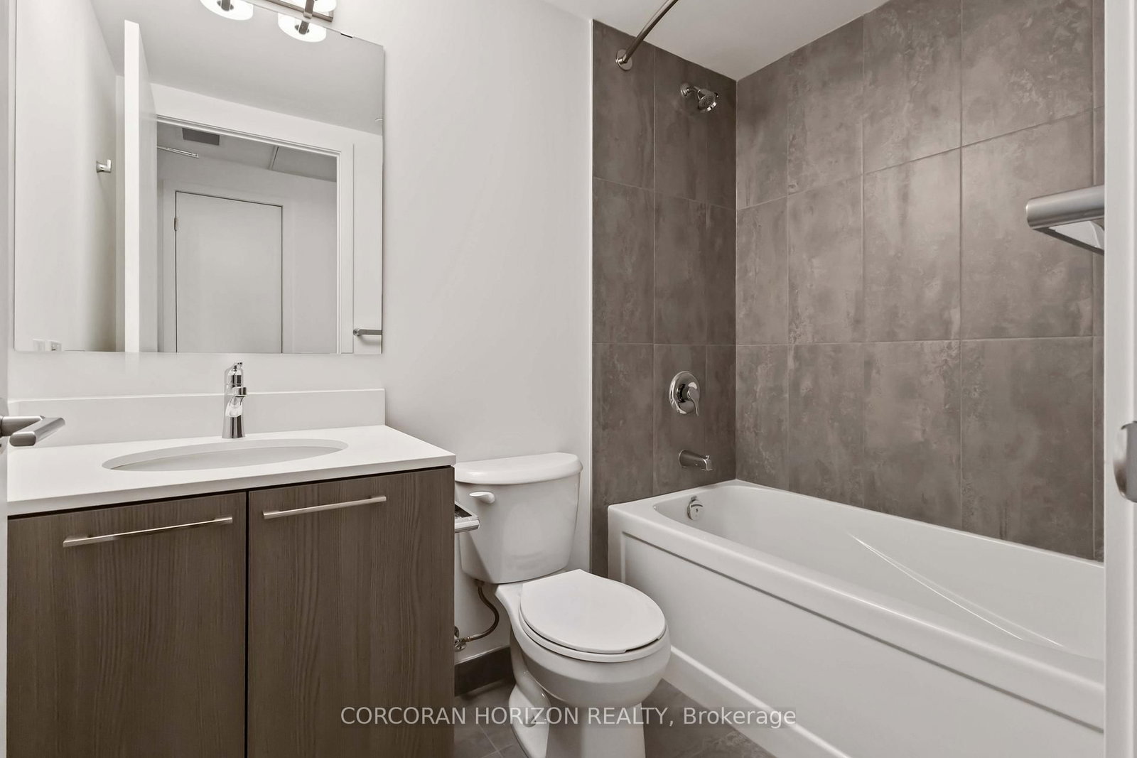 7439 Kingston Road, Unit 413 - Photo 5