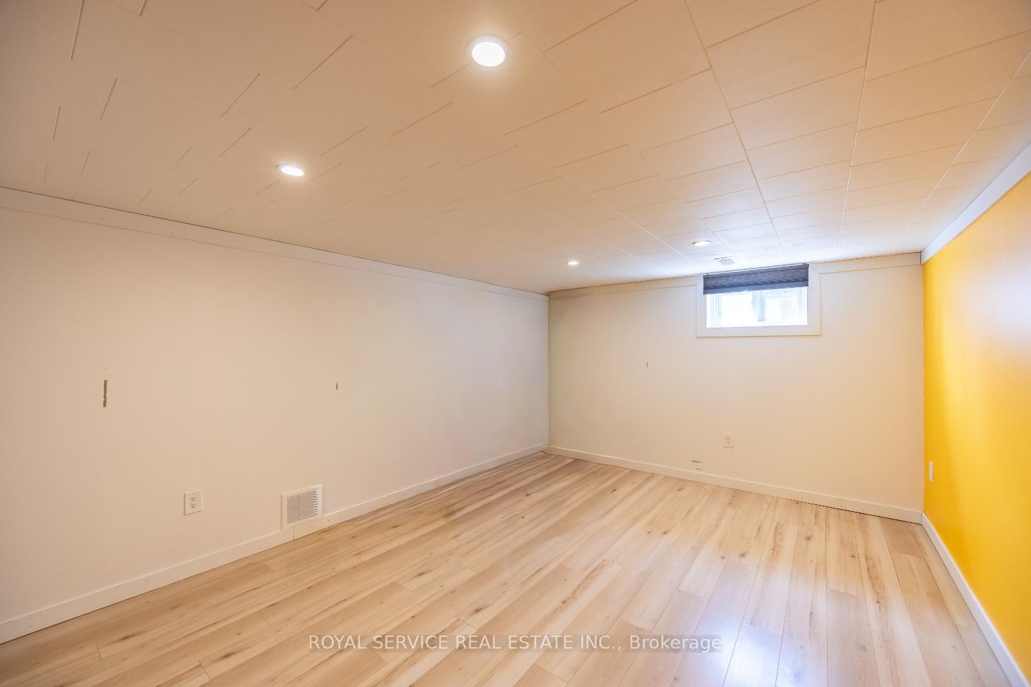 Detached House for sale at 14 Hathway Drive, Toronto, Ontario, M1P 4L5 - Bendale - MLS: E13014528