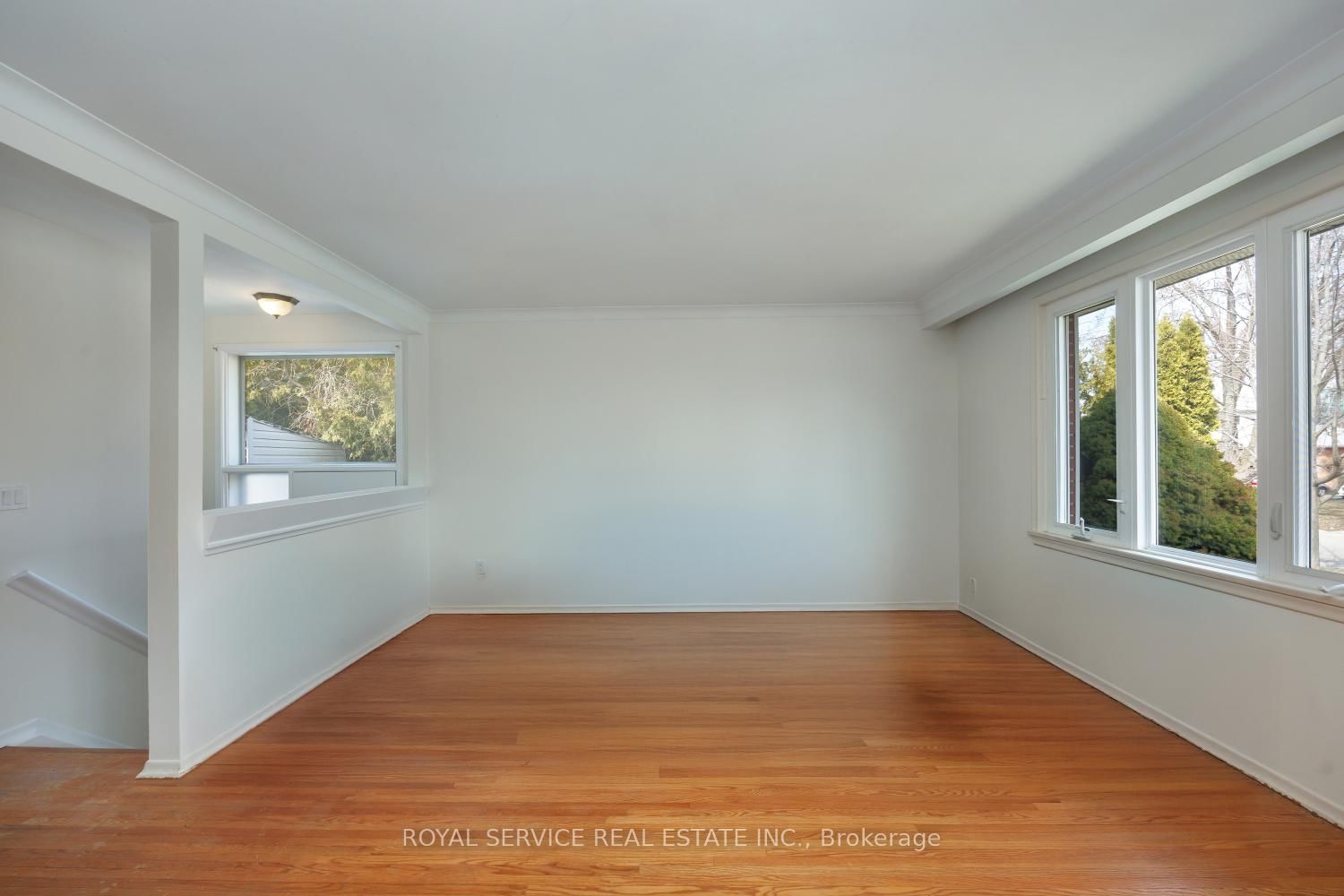 Detached House for sale at 14 Hathway Drive, Toronto, Ontario, M1P 4L5 - Bendale - MLS: E13014528