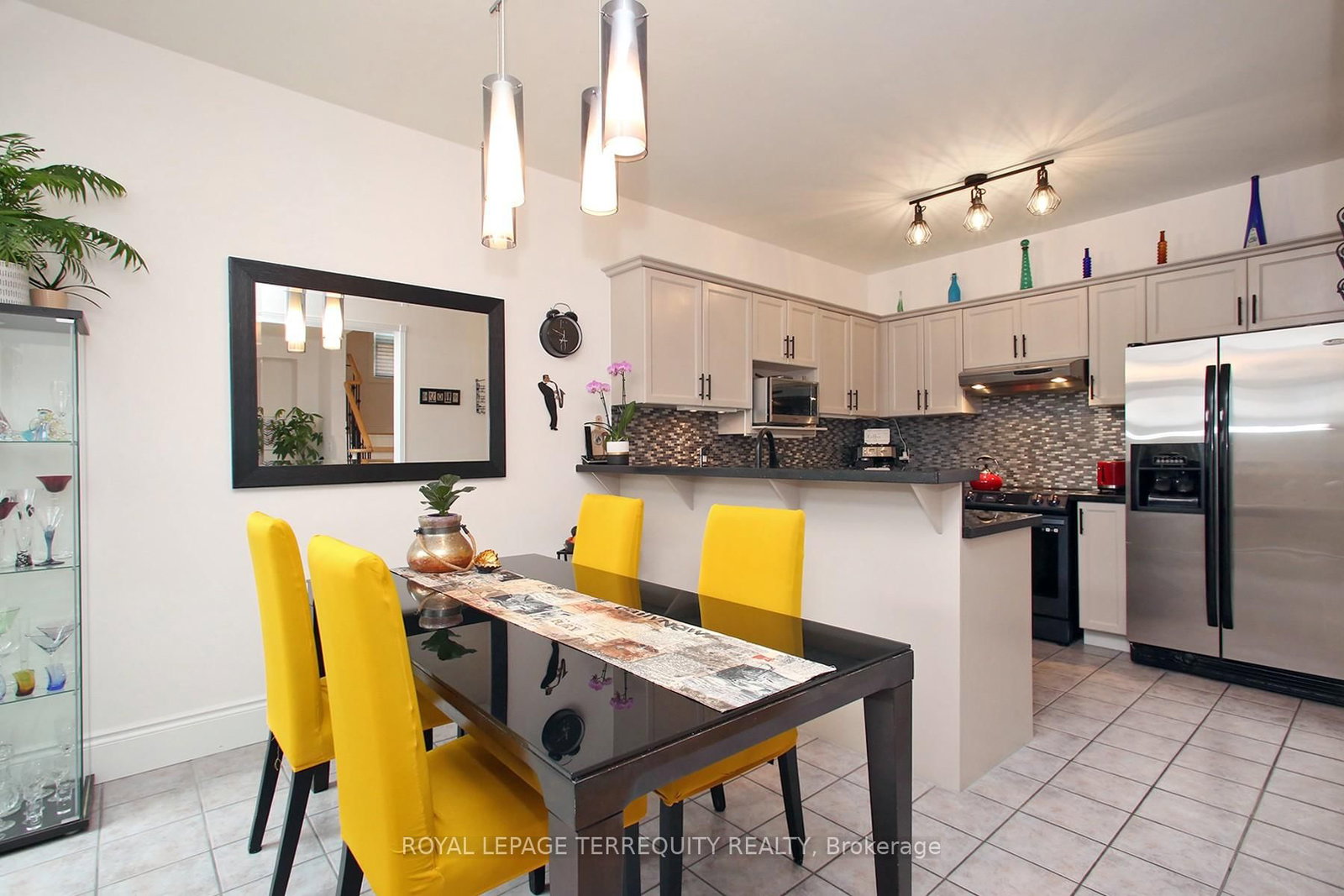 Detached House for sale at 471 Woodsmere Crescent, Pickering, Ontario, L1V 7A5 - Amberlea - MLS: E13014558