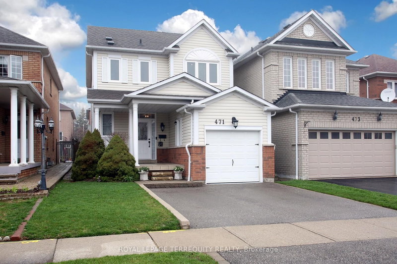 471 Woodsmere Cres, Pickering, L1V 7A5 | Image 2