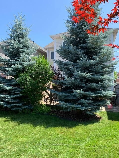 Detached House for sale at 471 Woodsmere Crescent, Pickering, Ontario, L1V 7A5 - Amberlea - MLS: E13014558