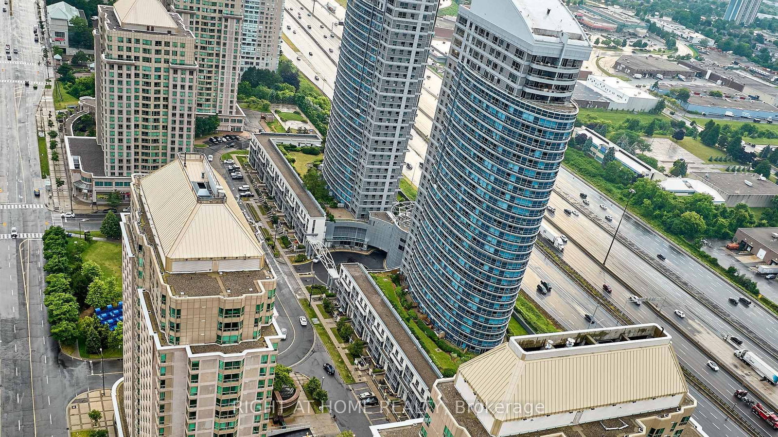 108 Corporate Drive, Unit 12 - Photo 29