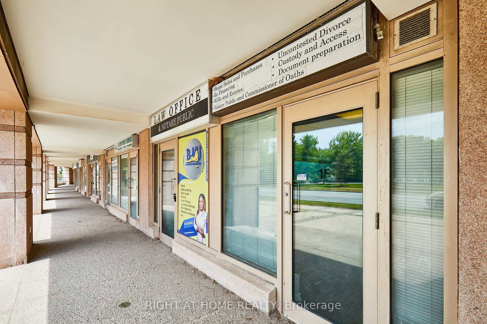 108 Corporate Drive, Unit 15 - Photo 4