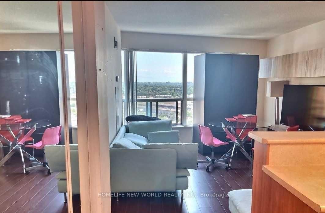 36 Lee Centre Drive, Unit 1906
