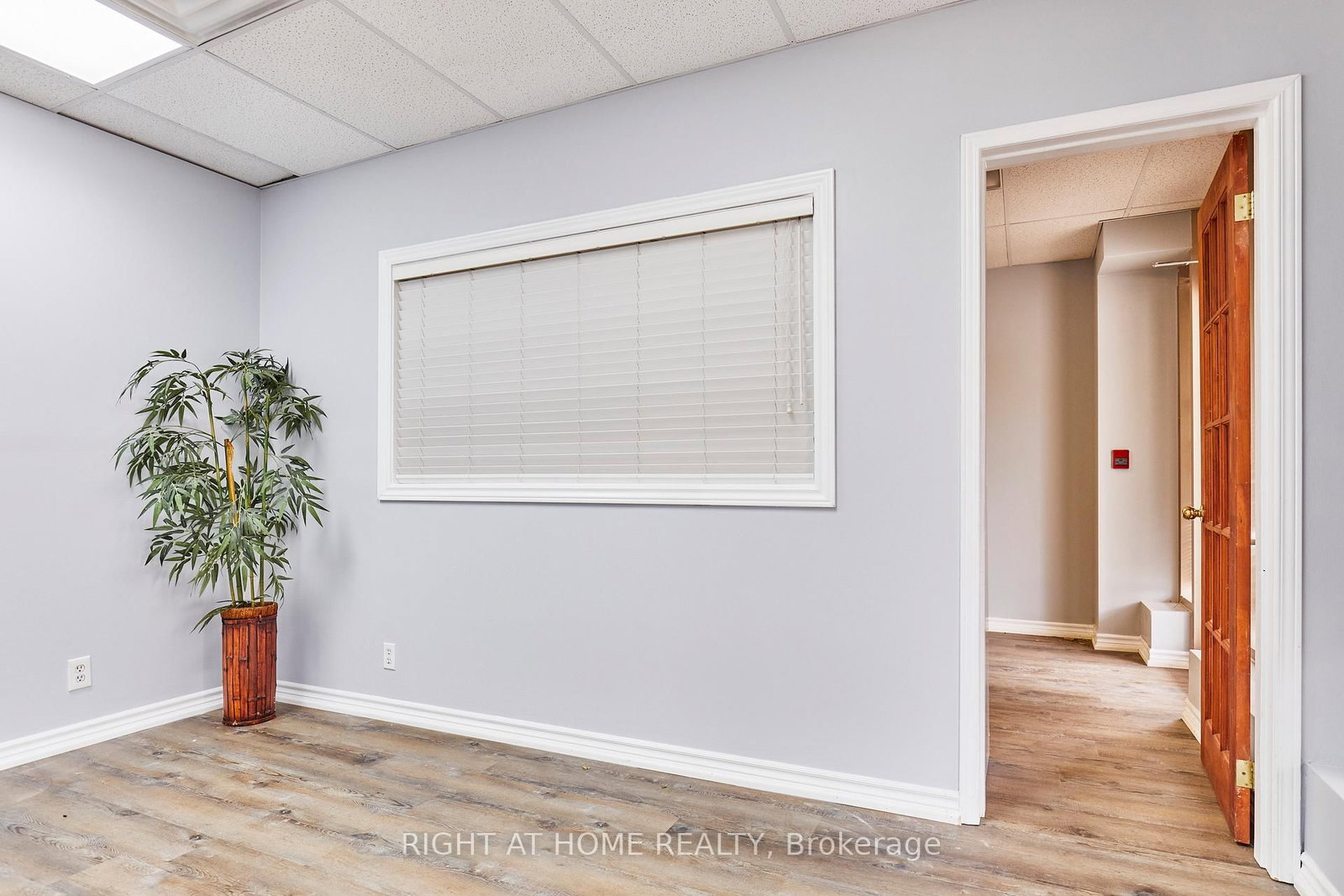 108 Corporate Drive, Unit 12 & 15 - Photo 24