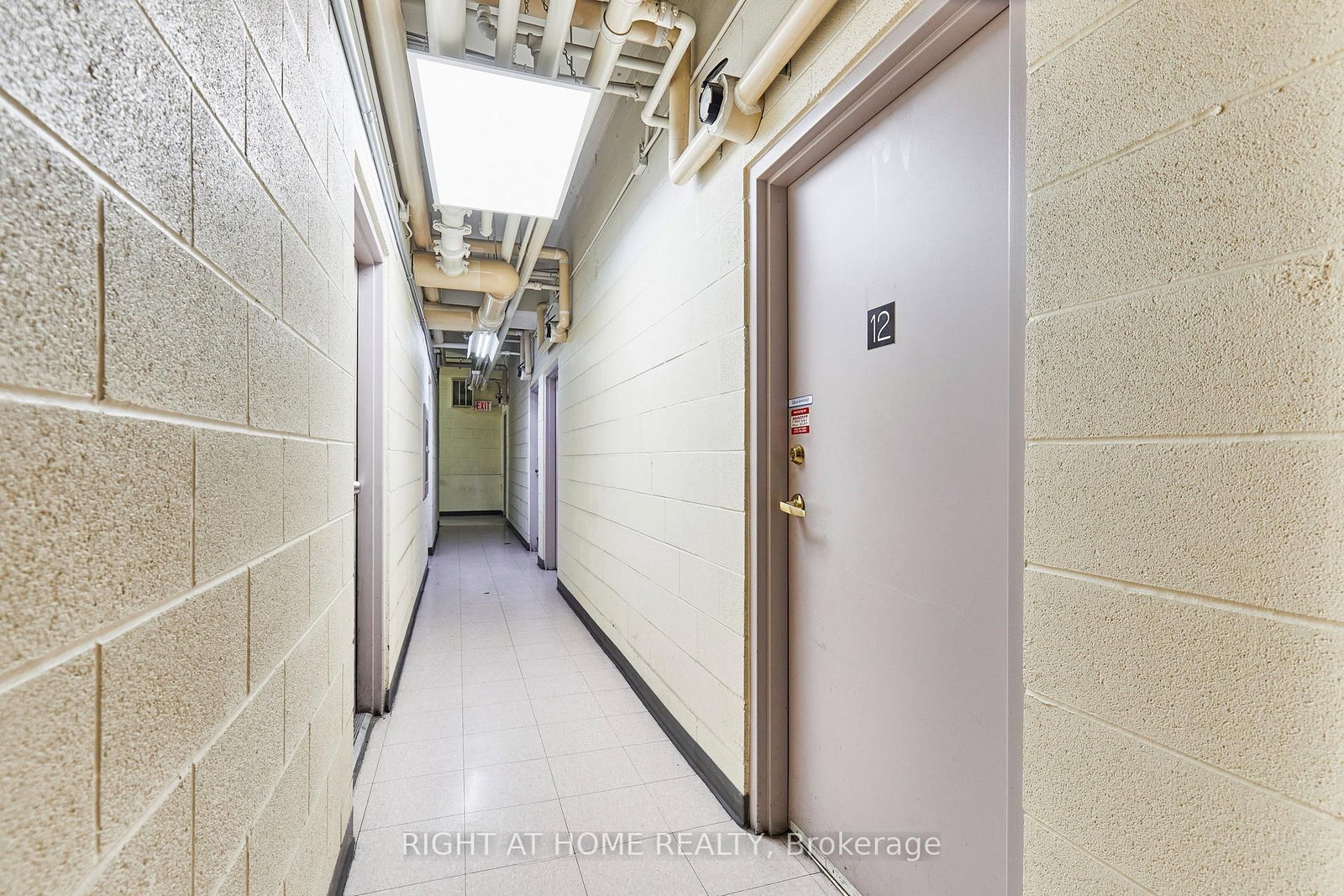 108 Corporate Drive, Unit 12 & 15 - Photo 29