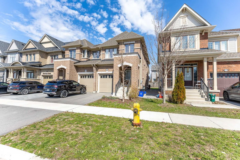 130 Ice Palace Cres, Oshawa, L1H 7K4 | Image 2