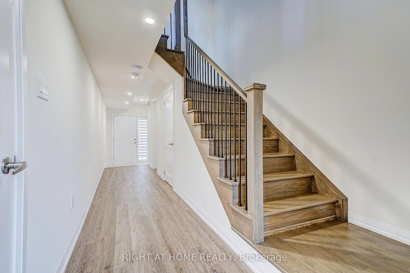 29 coote Crt N, Ajax, L1T 0P5 | Image 2