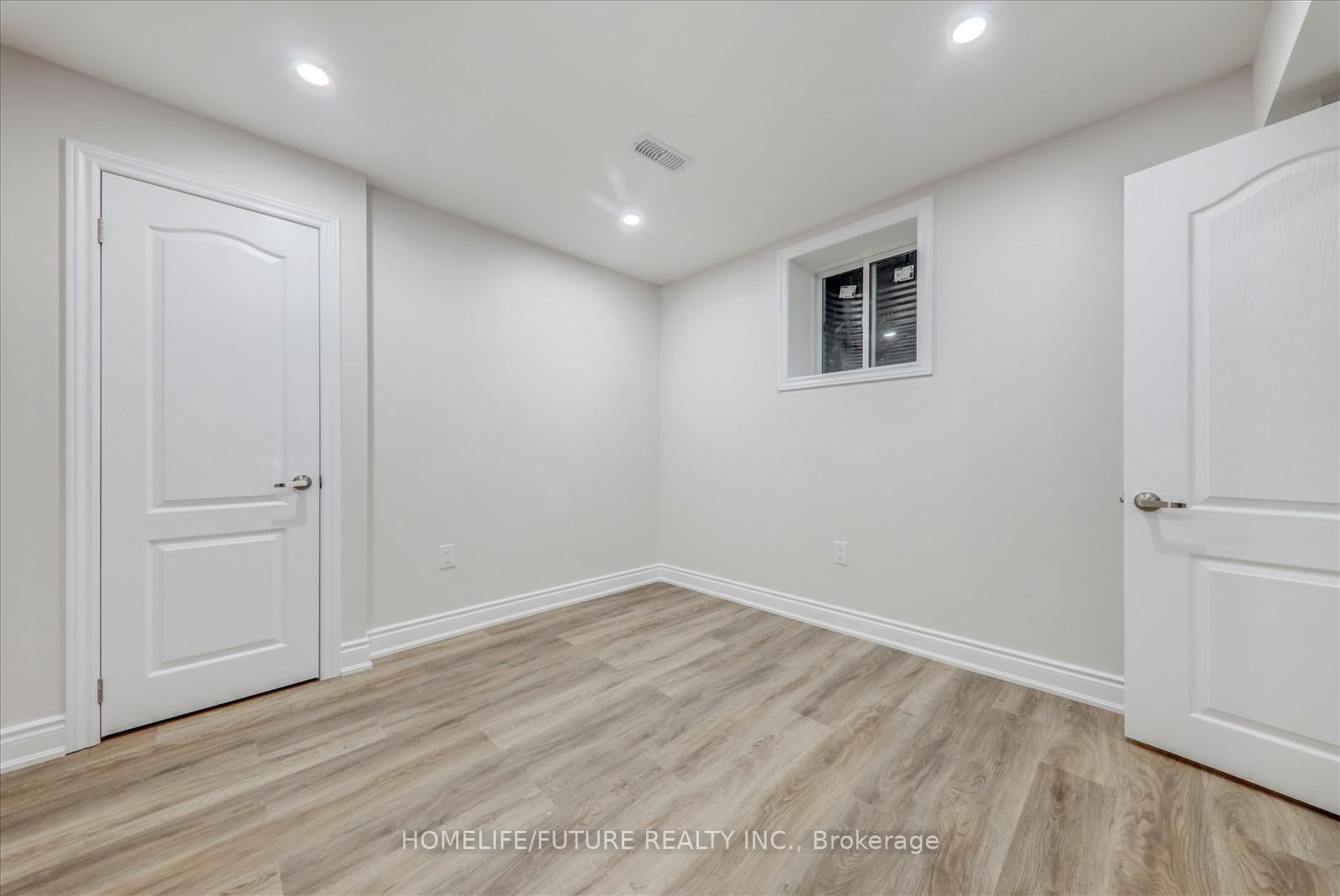 1381 Clearbrook Drive, Unit Bsmt - Photo 8