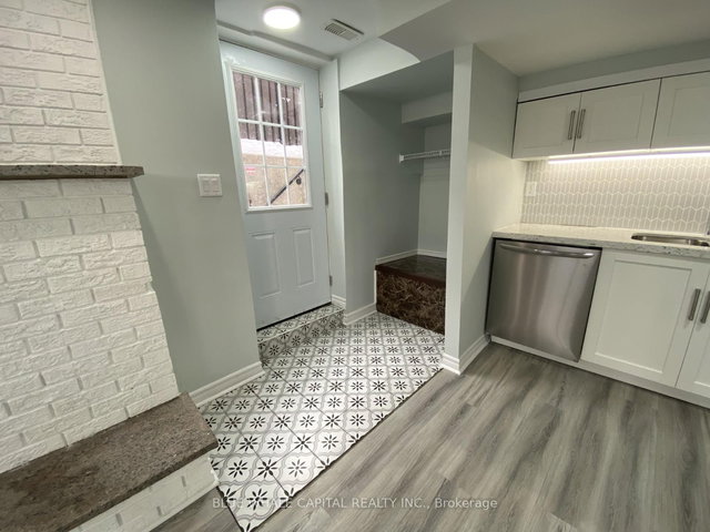 Bsmt - 14 Willowhurst Crescent