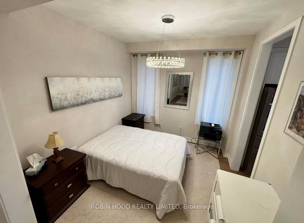 400 Finch Avenue, Unit 25 - Photo 4