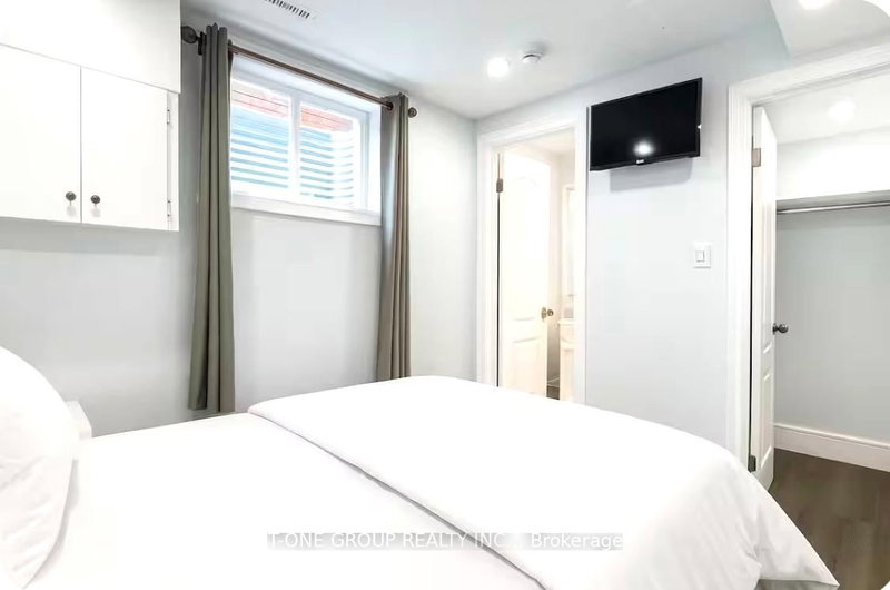 27 BRIMSTONE (Basement) Cres, Toronto, M1V 3C8 | Image 2