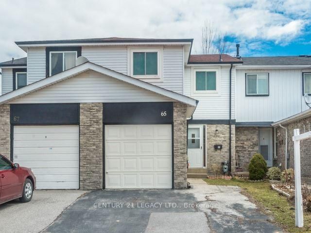 home for lease on 65 Bradstone Square