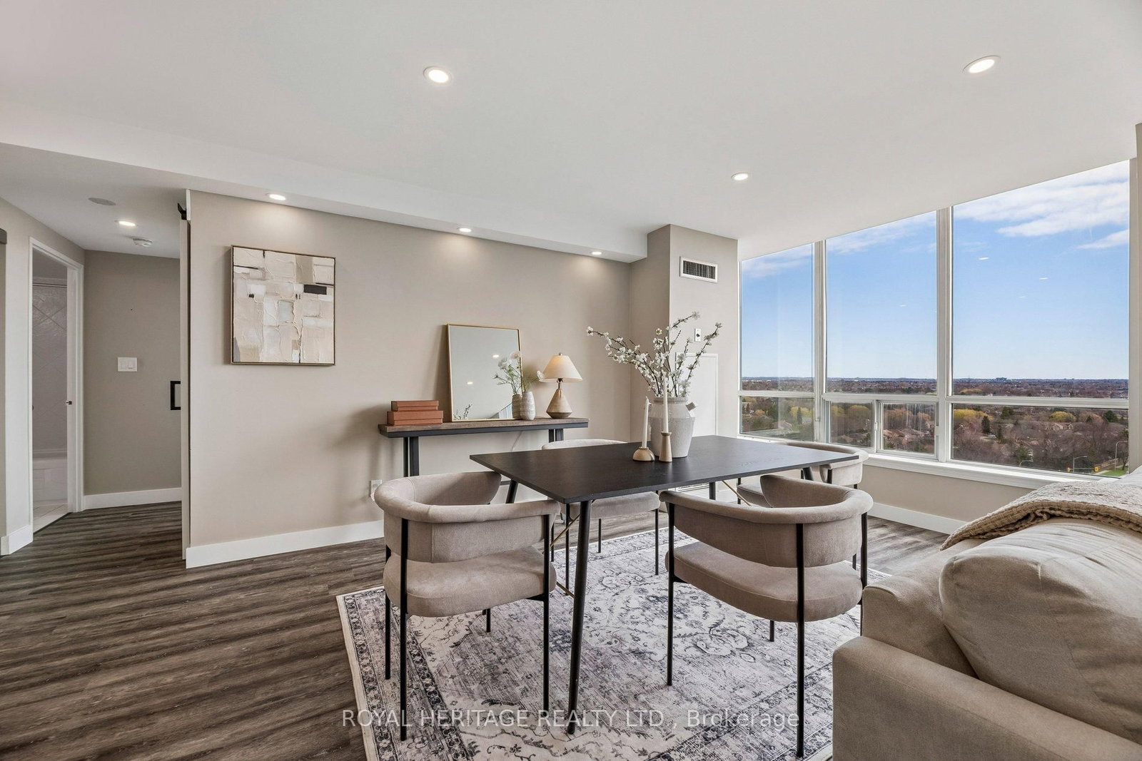 711 Rossland Road E, Unit 1209 - Photo 13