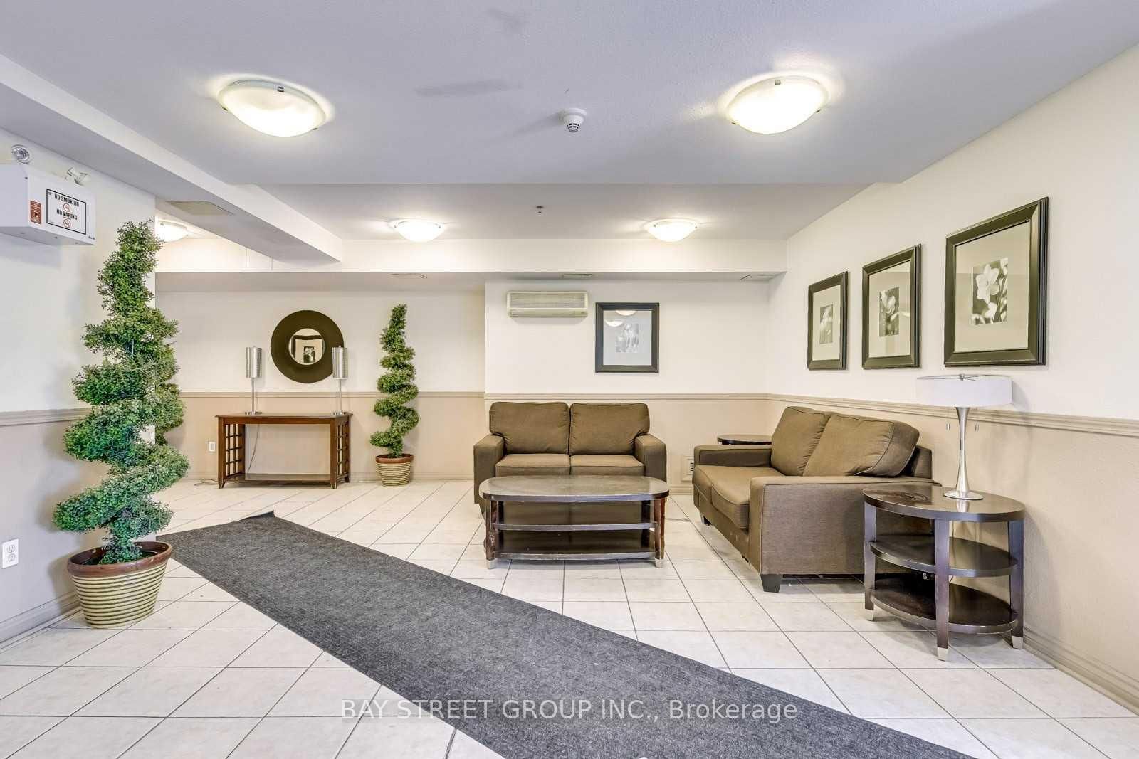 684 Warden Avenue, Unit 429 - Photo 3