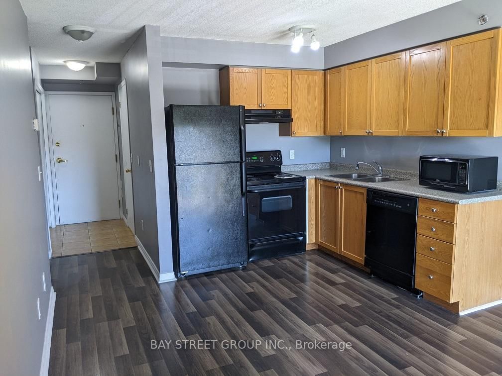 684 Warden Avenue, Unit 429 - Photo 5