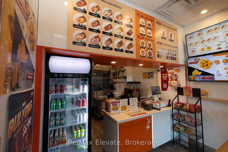 9 - 555 Rossland Rd E, Oshawa, L1K 1K8 | Image 3