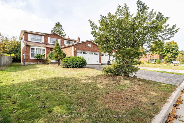 4 Broughton Court