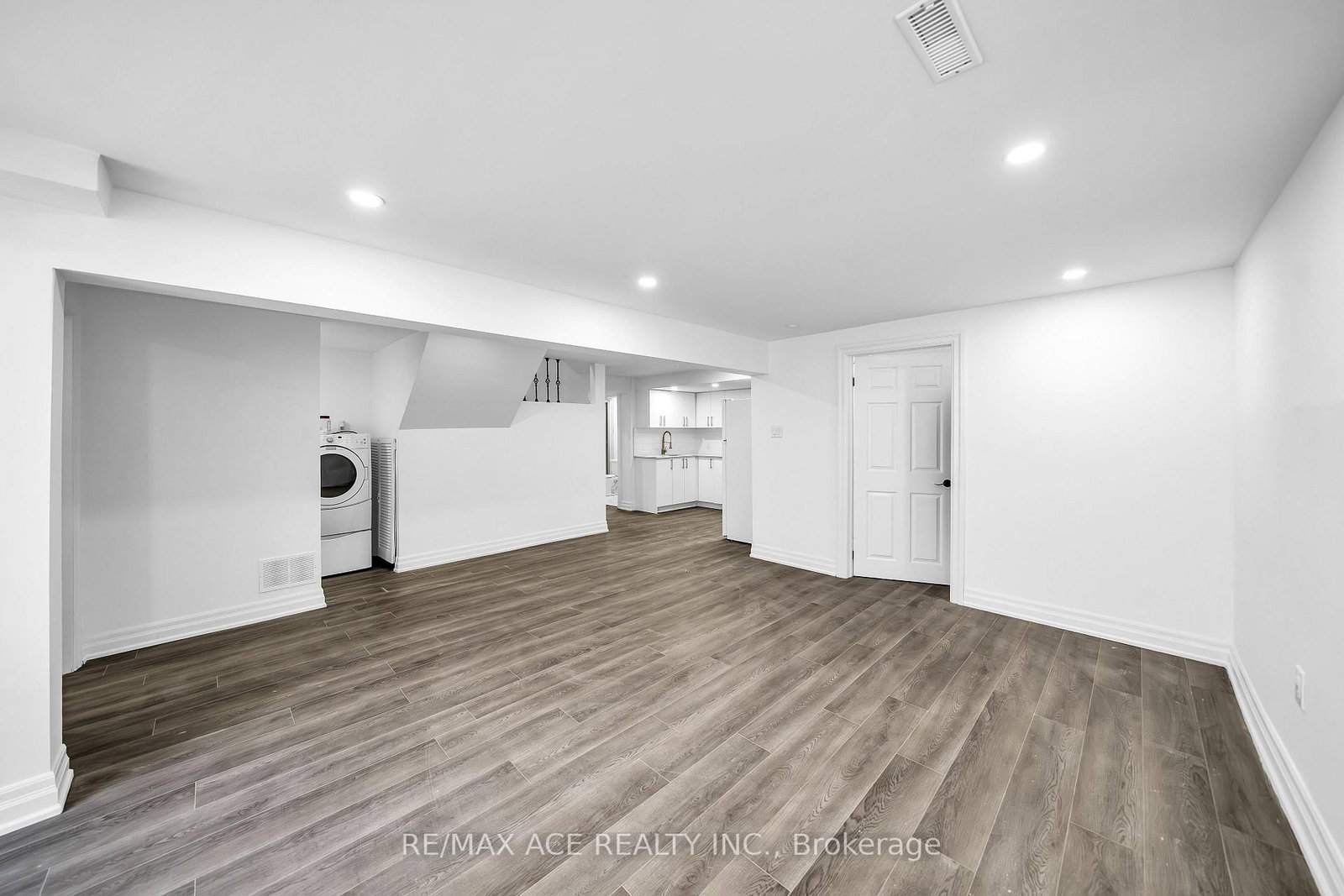 4 Broughton Court - Photo 43