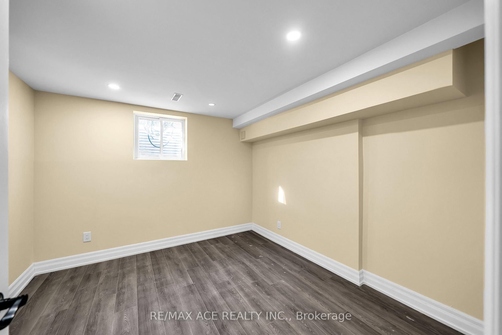 4 Broughton Court - Photo 46