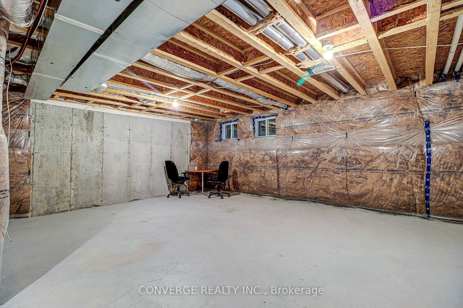 2434 Moonlight Crescent - Photo 24