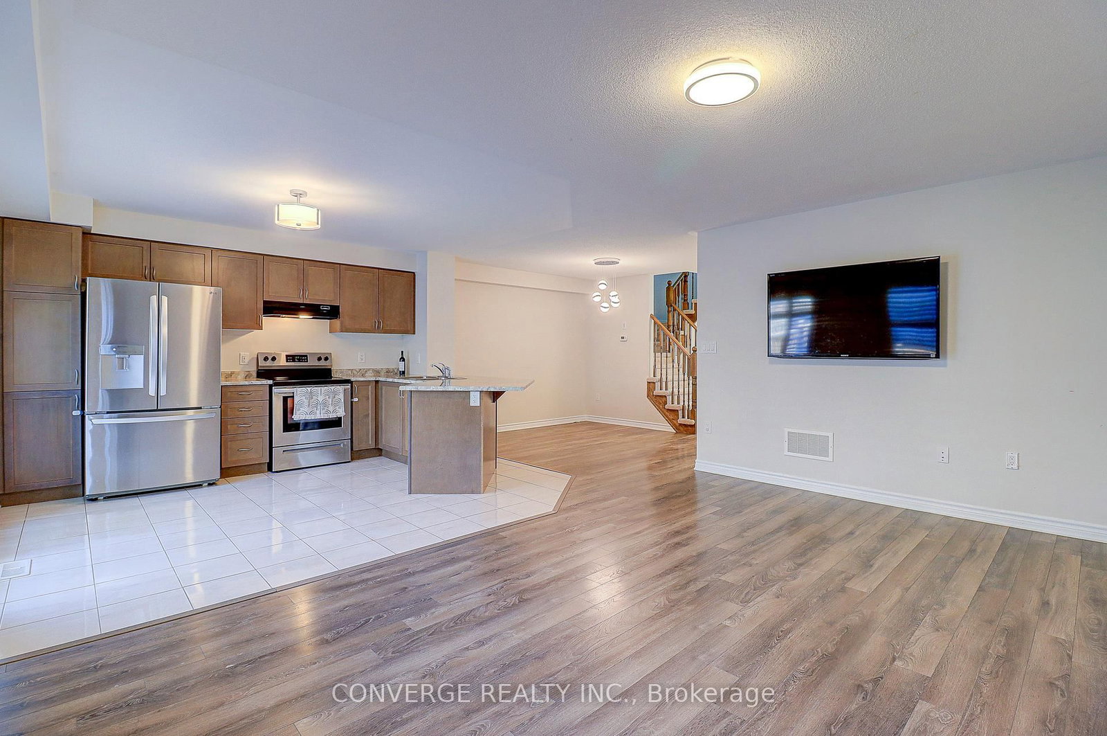 2434 Moonlight Crescent - Photo 4