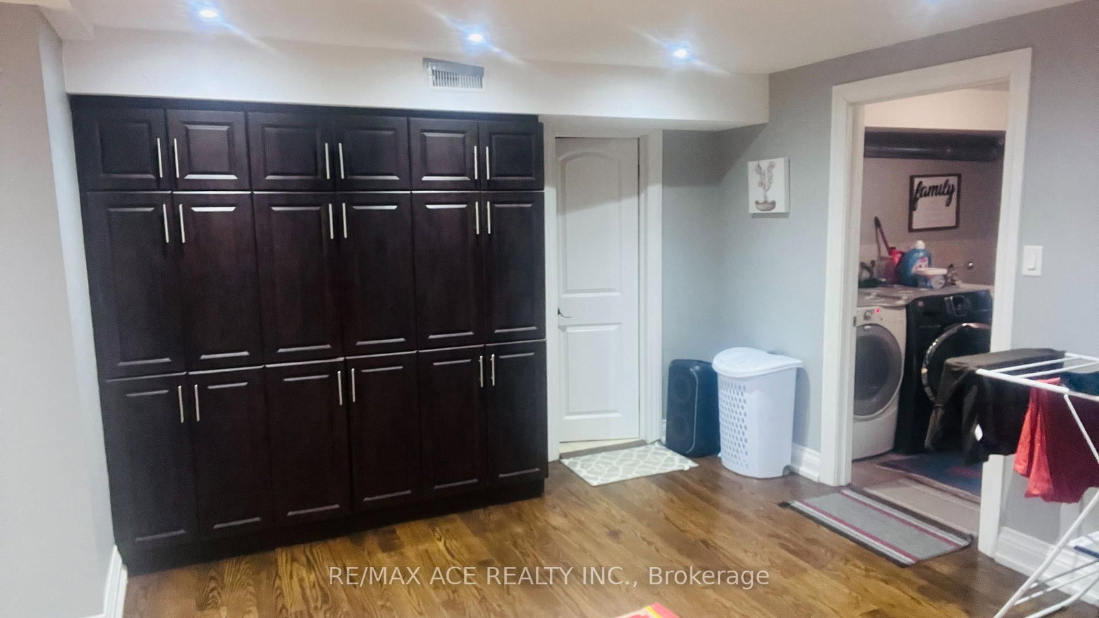 36 Murray Avenue, Unit Bsmt - Photo 8