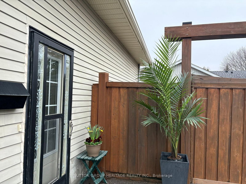 202 Willis Ave, Whitby, L1N 9J9 | Image 3