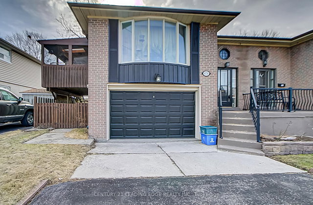 Lower - 879 Marinet Crescent